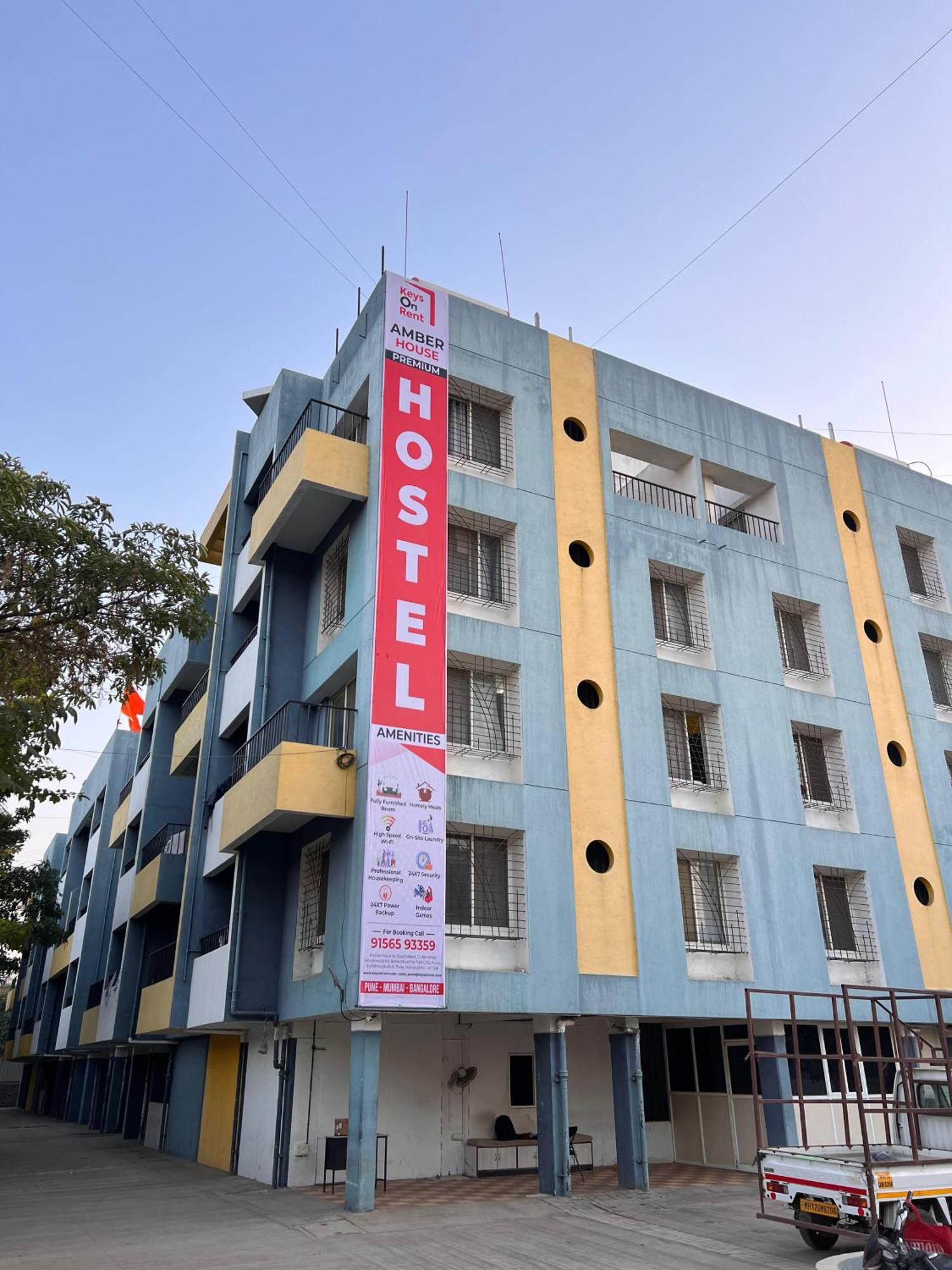 Amber House Hostel Poona Buitenkant foto